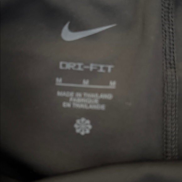 Nike Dy Fit Flouncy Black Skort - Picture 3 of 10